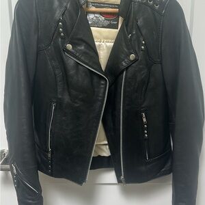 Genuine leather motorcycle jacket